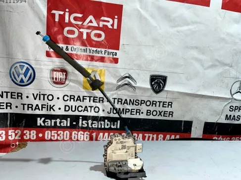 Audi A3 Sağ Arka Kapı çıkma parça