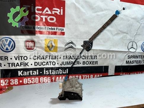 Audi A3 Sağ Arka Kapı Kilidi çıkma parça