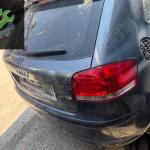 AUDİ A3 COUPE ÇIKMA ORJİNAL BAGAJ KAPAĞI HATASIZ