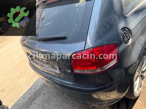Audi A3 Sol Arka Çamurluk çıkma parça