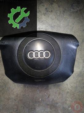 Audi A3 Direksiyon Kapağı çıkma parça