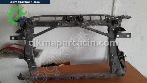 Audi A3 Ön Panel çıkma parça