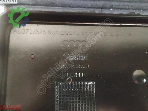 Audi A3 8V5853651 çıkma parça