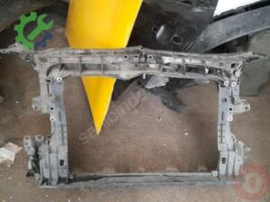 Audi A3 2023 Çıkma Ön Panel