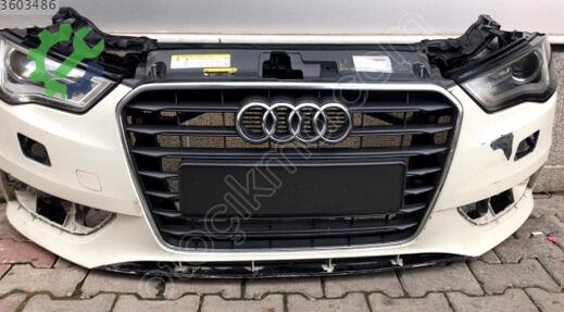 Audi A3 Panjur çıkma parça