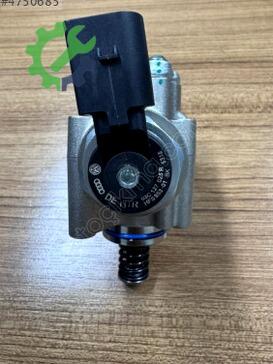 Audi A3 Yüksek Basınç Pompası 03C127025R çıkma parça