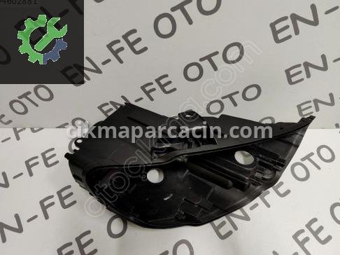 Audi A3 Far Kasası çıkma parça