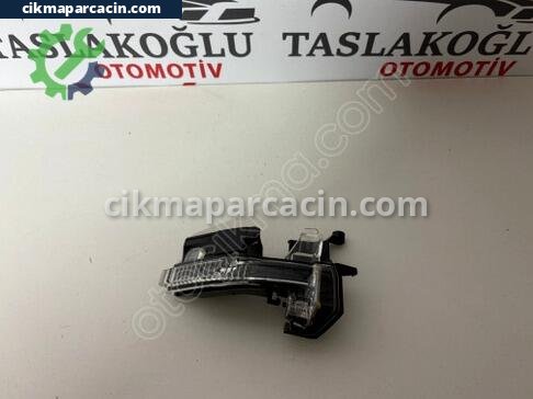 Audi A3 Ayna Sinyali çıkma parça