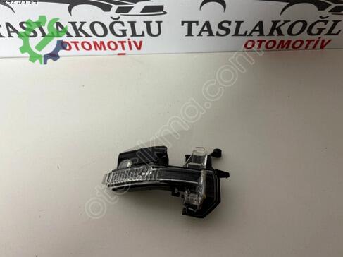 Audi A3 Ayna Sinyali çıkma parça