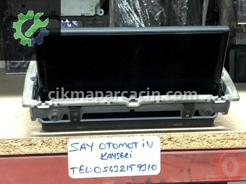 Audi A3 Ekran 8V0857273M çıkma parça