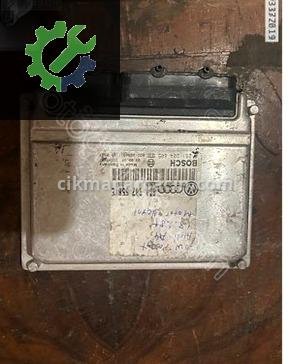 Audi A4 Motor Beyni 8D0907558E çıkma parça