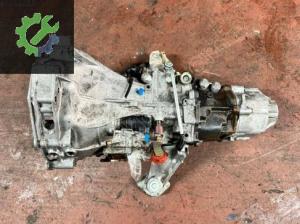 AUDİ A4 1.9 TDİ ÇİFT KIRMIZI 130 LUK 6 İLERİ ŞANZIMAN KOMPLE