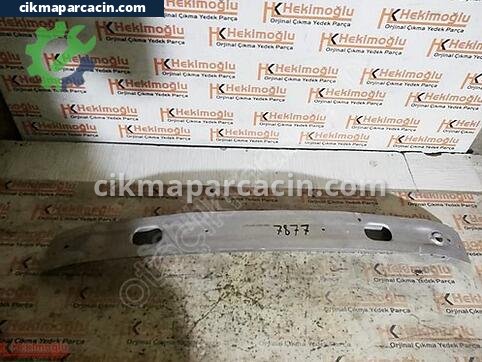Audi A4 Tampon Demiri çıkma parça