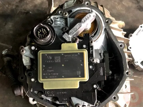 Audi A4 Şanzıman Beyni 0AW927156G çıkma parça