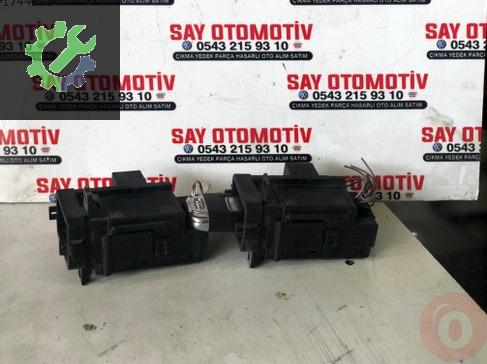 Audi A4 A5 B8 kontak yuvası anahtar EZS cikma orj 8K0909131D
