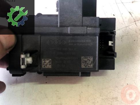 Audi A4 A5 B8 kontak yuvası anahtar EZS cikma orj 8K0909131D