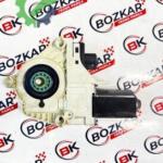 Audi A5 2011-2015 Çıkma Cam Motoru 8T0959802A