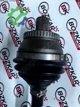 Audi A4 Aks 3B0407271PX çıkma parça