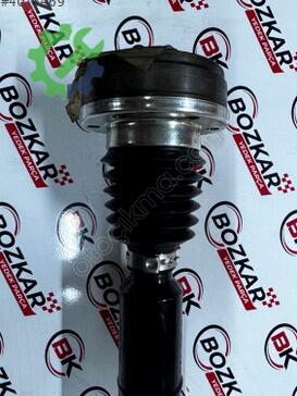 Audi A4 Aks 3B0407271PX çıkma parça