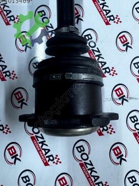 Audi A4 Aks 3B0407271PX çıkma parça