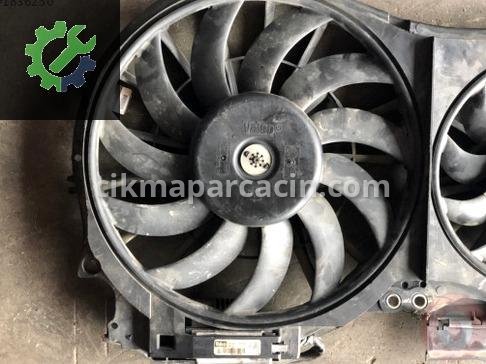 Audi A4 Fan 8E0121205M çıkma parça