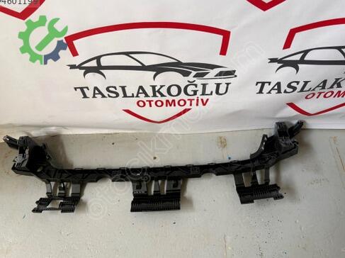 Audi A4 Arka Tampon 8W5807385 çıkma parça