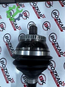 Audi A4 Aks 3B0407272GX çıkma parça