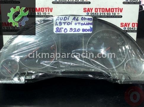 Audi A4 Gösterge Paneli çıkma parça