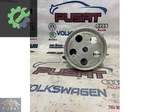 AUDİ A4 B6 ÇIKMA DİREKSİYON POMPASI 1.6 ALZ 1.8AWT 2.0ALT