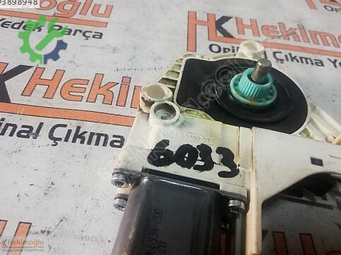 Audi A4 8K0959802A çıkma parça