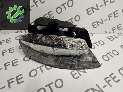 AUDİ A4 B8 SAĞ SOL XENON FAR KASASI SIFIR 2008-2012 1