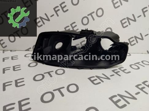 Audi A4 Far Kasası çıkma parça