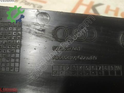 Audi A4 8W0807081 çıkma parça