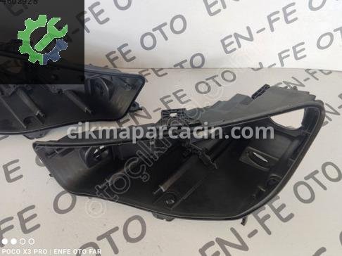Audi A4 Far Kasası çıkma parça