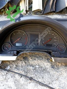 Audi A4 Kilometre Saati çıkma parça
