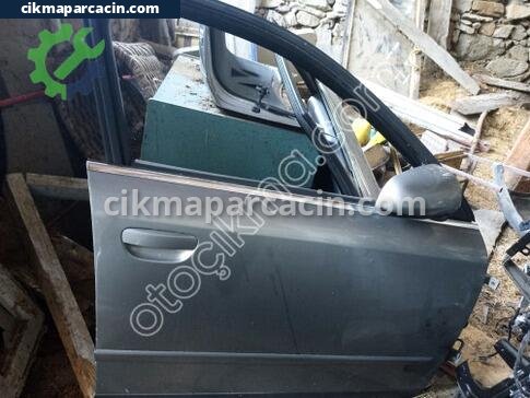 Audi A4 Sağ Ön Kapı çıkma parça