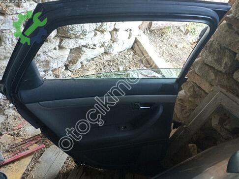 Audi A4 Sol Arka Kapı çıkma parça