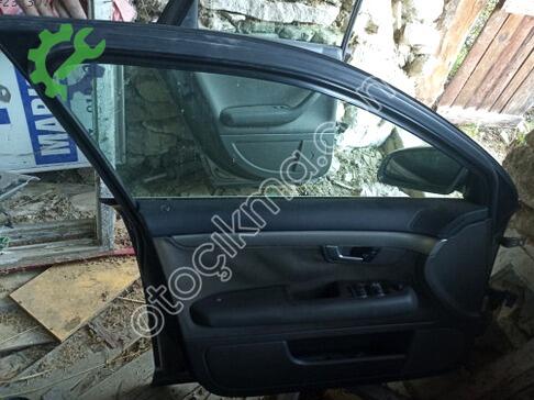 Audi A4 Sol Ön Kapı çıkma parça