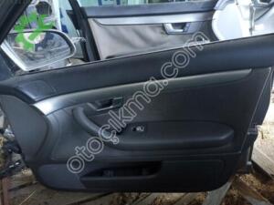 Audi A4 2002-2007 Kapı Döşemesi Çıkma