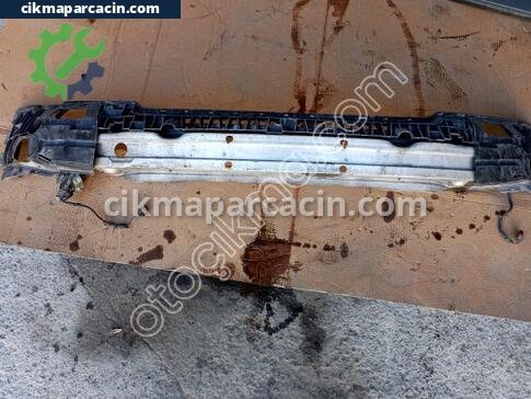 Audi A4 Tampon Demiri çıkma parça