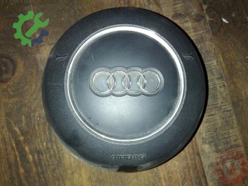 Audi A4 çıkma parça
