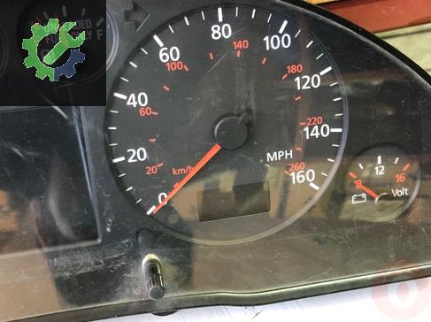 Audi A4 gösterge saati 8D0919930QX VDO110208991