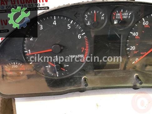 Audi A4 Gösterge Paneli 8D0919930QX çıkma parça