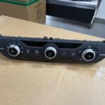 8W0820043 Audi A4 B9 Klima Kontrol Ünitesi (2016/2020)
