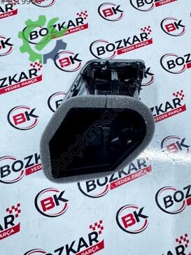 Audi A4 Havalandırma Izgarası 8K1820902J çıkma parça