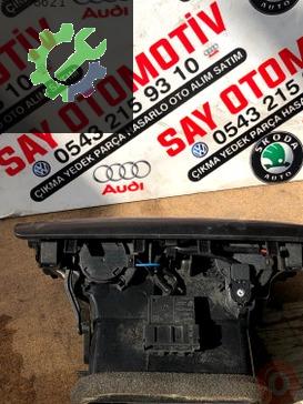 Audi A4 kalorifer ızgarası hava menfezi arka 8K0819203E