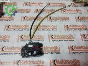 AUDİ A4 KAPI KİLİDİ SAĞ ARKA 4B0839016G