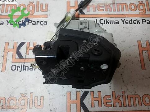 Audi A4 8K0839016C çıkma parça