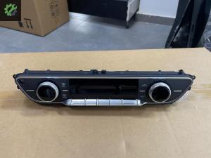8W0820043 Audi A4 Klima Kontrol Ünitesi (2016/2024)