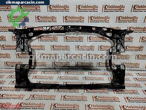 Audi A4 Ön Panel çıkma parça